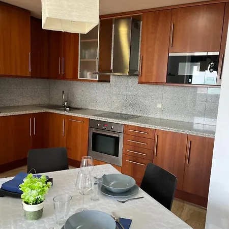 Apartamento, Piscina Y Jardin Апартаменты Амполья