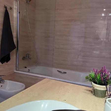 Apartamento, Piscina Y Jardin アパート